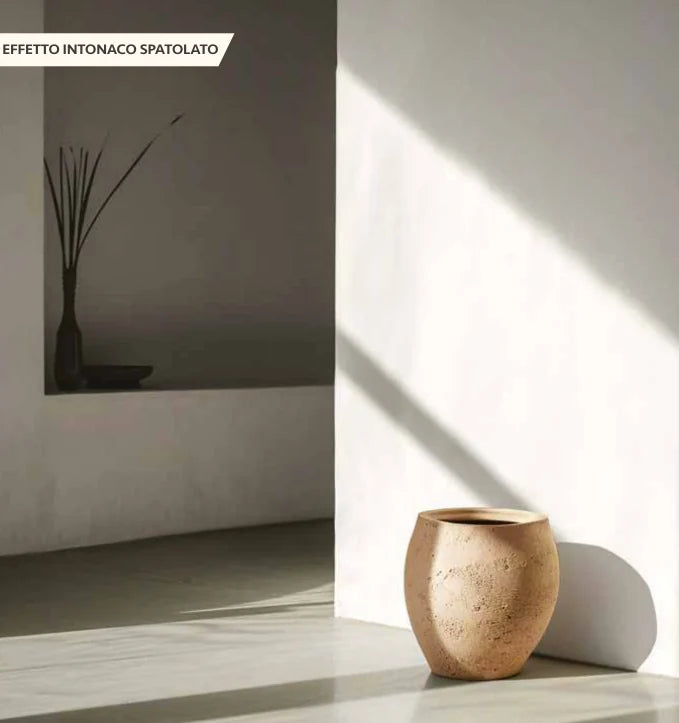 Trowelled plaster application example for Meteore 10 Intonaco · manufacturer catalogue study